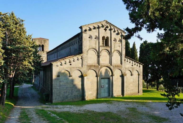 Casa Vacanze La Tosca Castelvecchio  Buitenkant foto