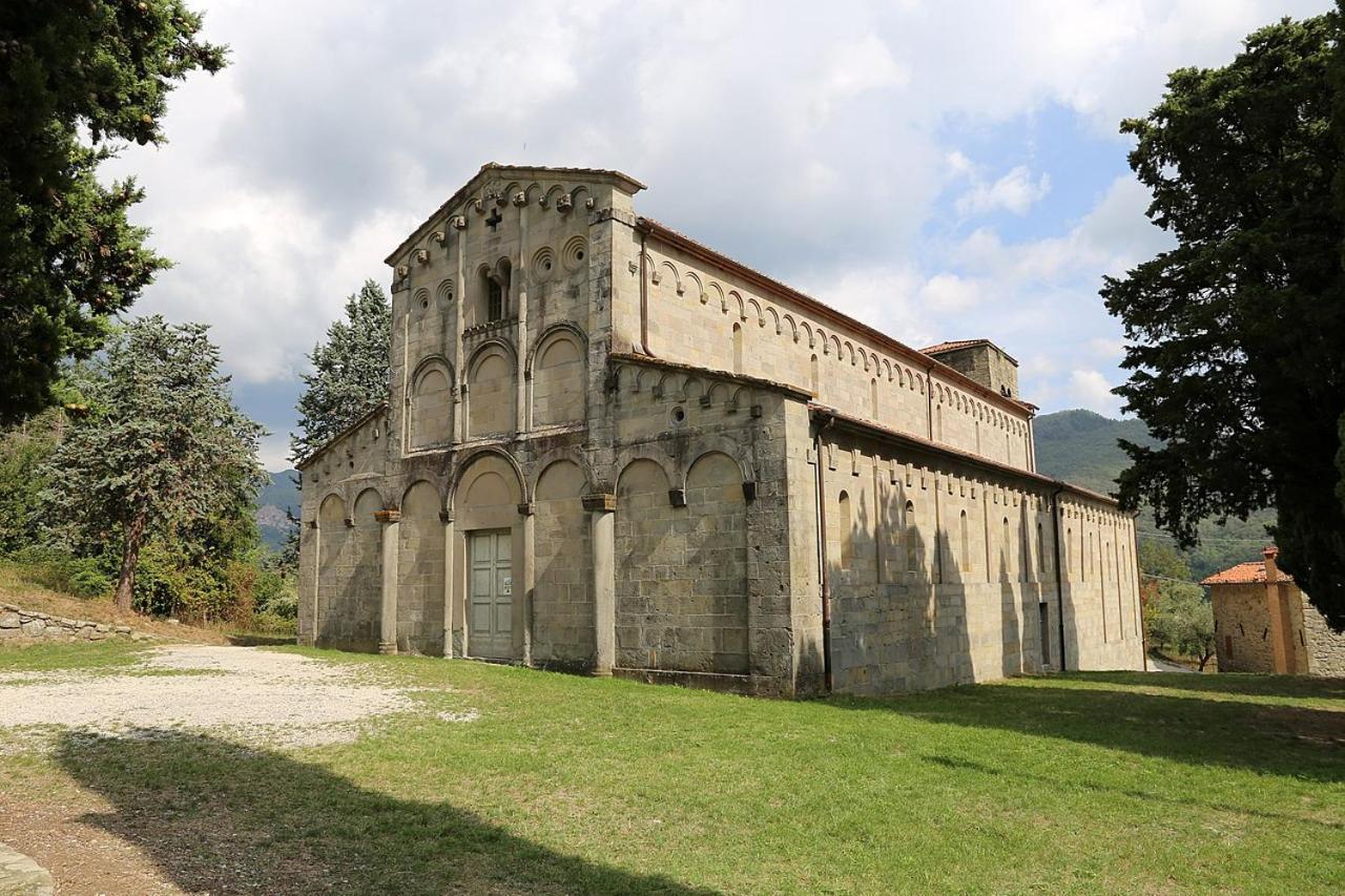 Casa Vacanze La Tosca Castelvecchio  Buitenkant foto