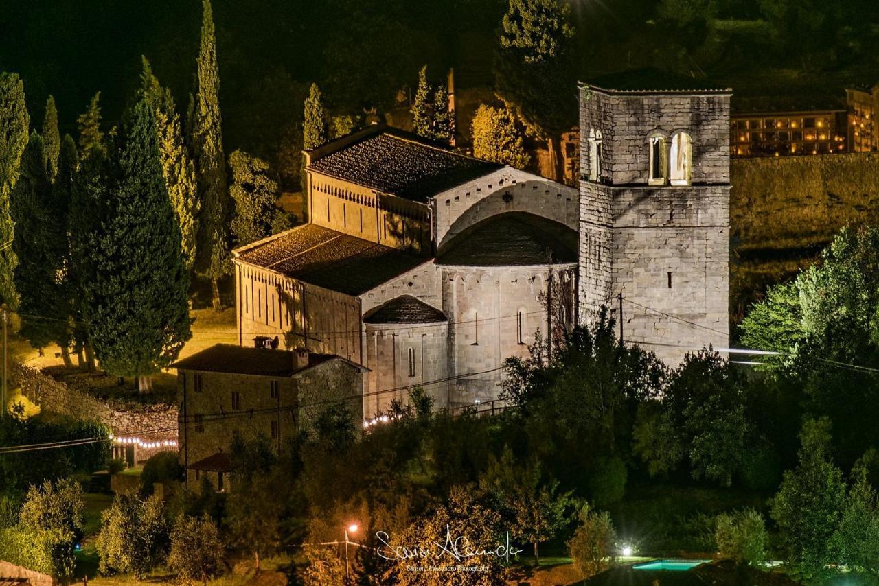 Casa Vacanze La Tosca Castelvecchio  Buitenkant foto